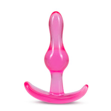 Charger l&#39;image dans la galerie, Side view of the blush B Yours Curvy Anal Plug, placed on its base.
