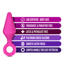 Load image into Gallery viewer, blush Luxe Rimmer Kit features: LAB CERTIFIED - BODY SAFE; FRAGRANCE &amp; PARAFFINS FREE; LATEX &amp; PHTHALATE FREE; PLATINUM CURED SILICONE; SMOOTH SATIN FINISH; LOOPED HANDLE FOR EASY RETRIEVAL.